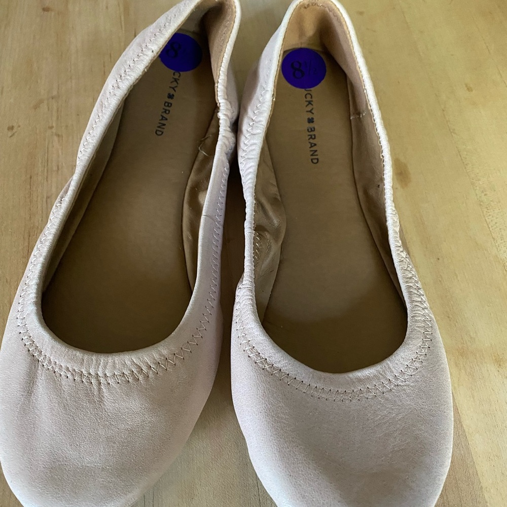 Lucky Brand Women's Pale Pink Ballet Flats